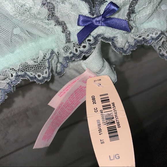 Victoria’s Secret Clip Dot Lace Bralette - Picture 2 of 2